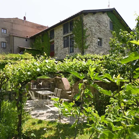 Semesterbostad Casa Palmira - La Casina Polcanto